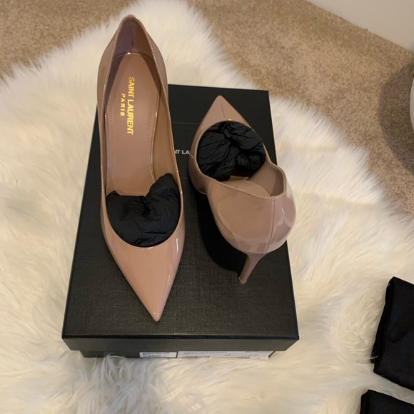 NEVER WORN, BRAND NEW YSL Nude pumps in Size 8 - Picture 6 of 7